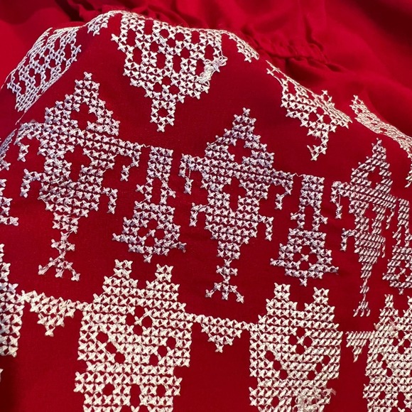 NWT Banjara Off Shoulder Bell Sleeve Red Top Blouse. Size Small - Picture 6 of 11